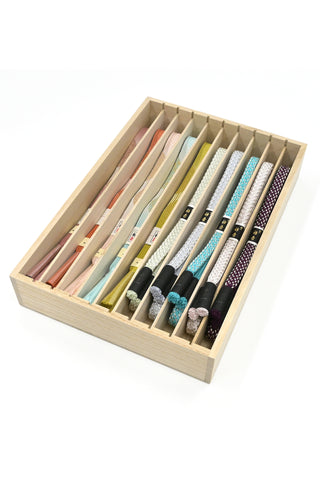 小物収納桐箱 日本製 調節可能な仕切り板9枚付き