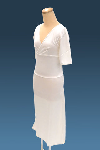 絹糸屋さんの肌にやさしいシルクスリップ