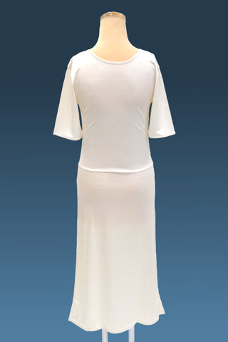 絹糸屋さんの肌にやさしいシルクスリップ